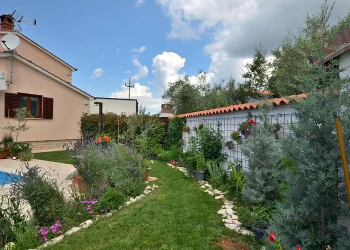 Mia * Dračevac